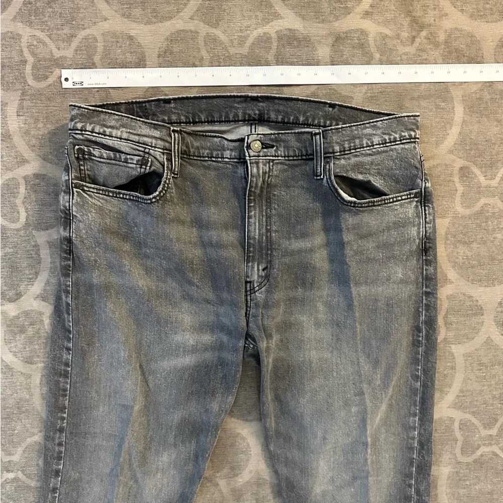 Levis classic gray